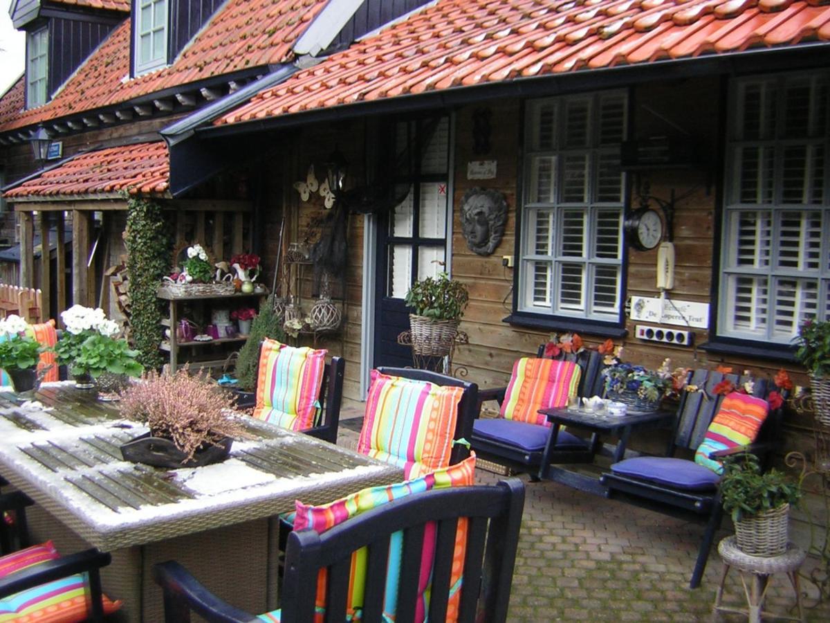 Prive Tuinhuis B&B Elly Sint Pancras 外观 照片