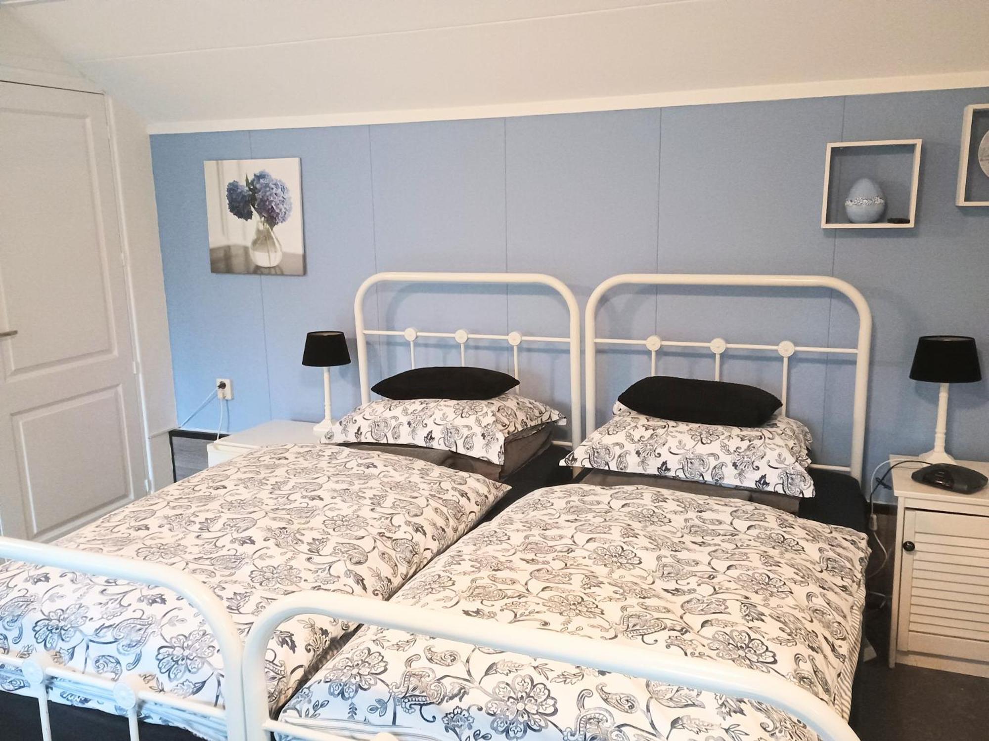 Prive Tuinhuis B&B Elly Sint Pancras 外观 照片
